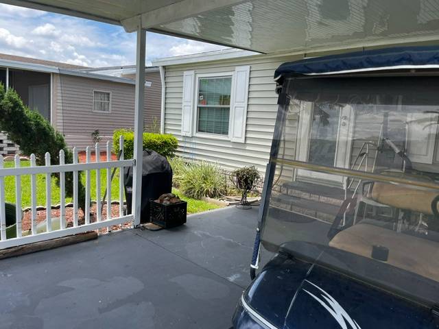 1263 Las Brisas Lane a Winter Haven, FL Mobile or Manufactured Home for Sale